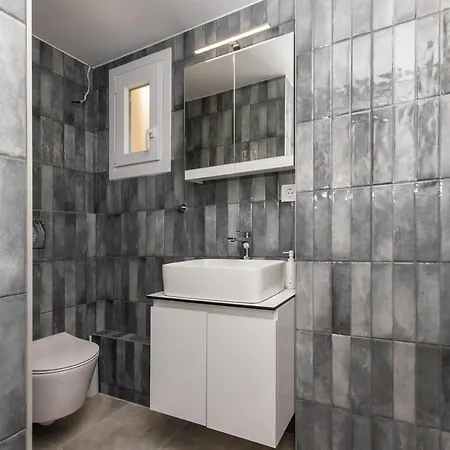 Lucory Urban Penthouse