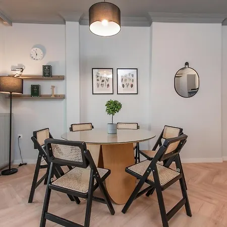 Lucory Urban Penthouse Lägenhet